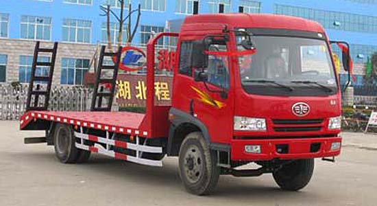 解放小型平板運(yùn)輸車 湖北程力專用汽車廠的匠心之作